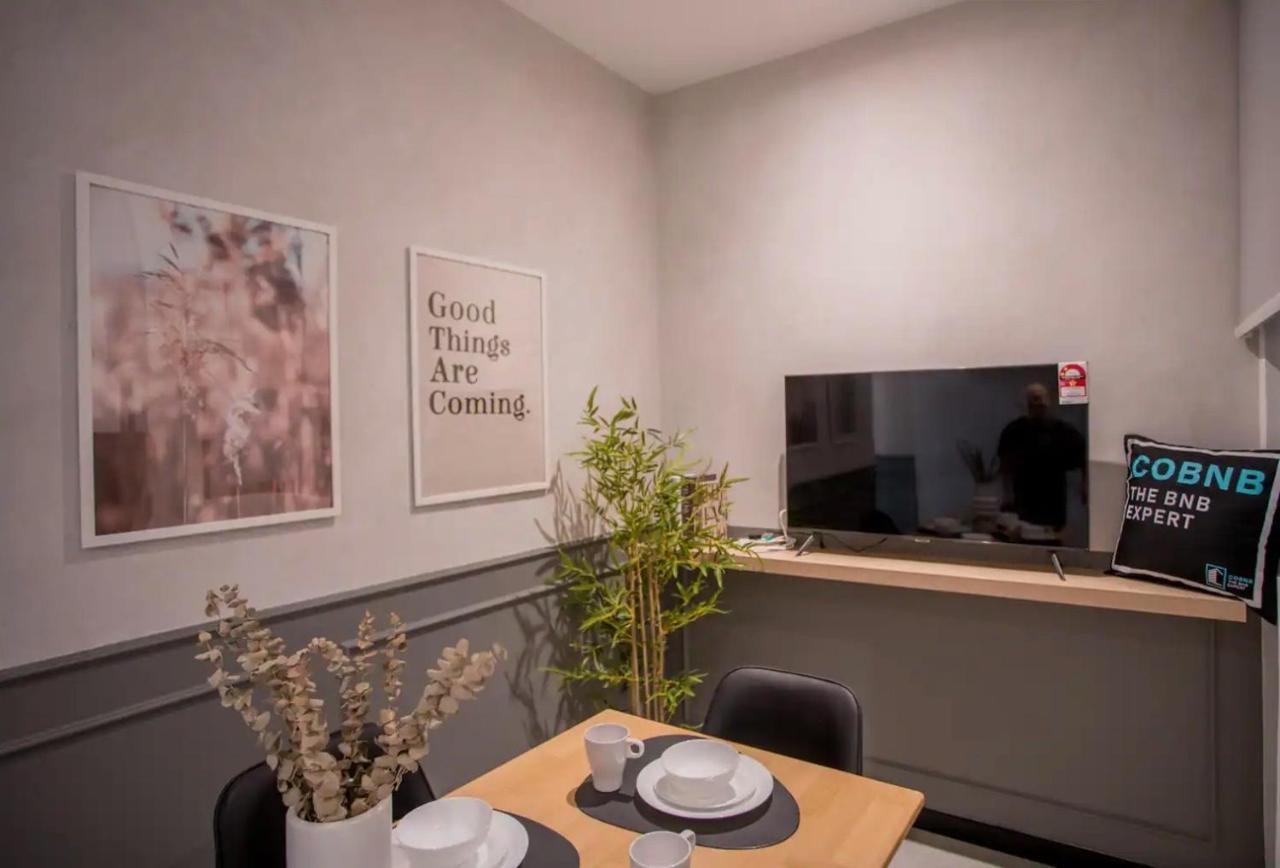 Neu Suites By Cobnb Kuala Lumpur Exteriör bild